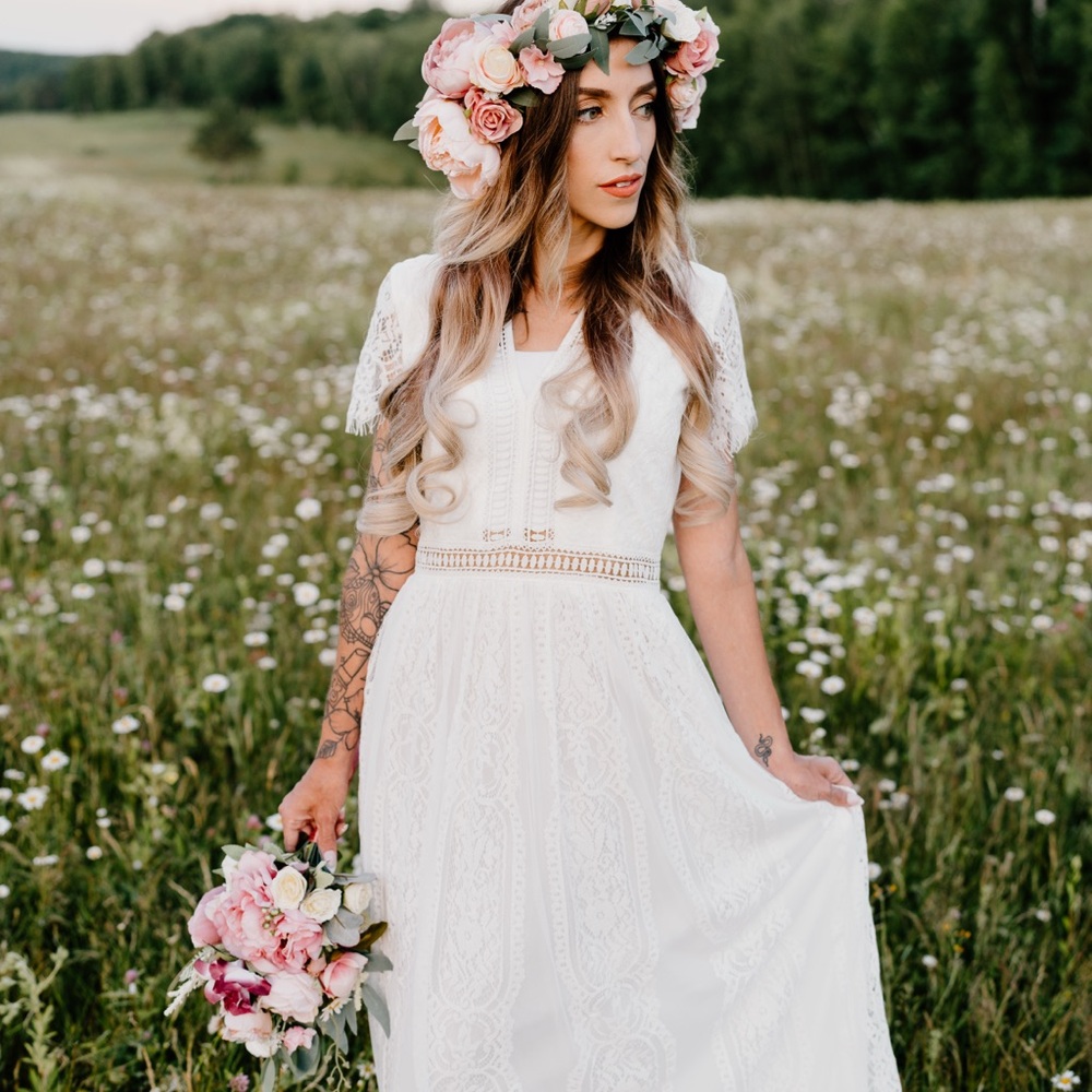 Elegant White Lace Dress and Flowers